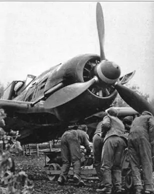 В ходе Битвы за Нормандию самолеты Fw 190A8R2 принадлежавшие авиагруппе IV - фото 45