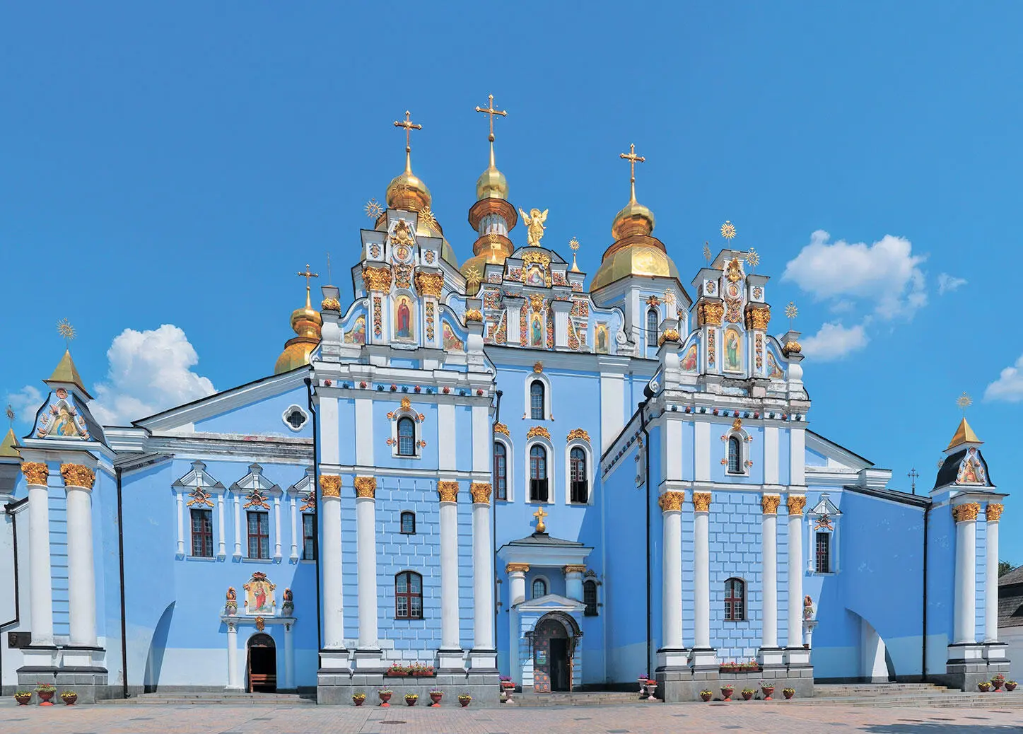 Михайловский Златоверхий монастырь Основан в начале XII в Киев Феодосий - фото 122