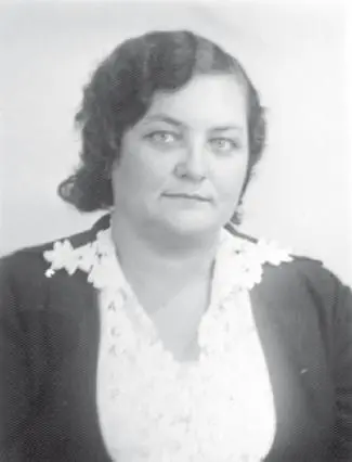 Моя мать Зинаида Владимировна Удальцова родилась 5 марта 1918 г в Кисловодске - фото 21