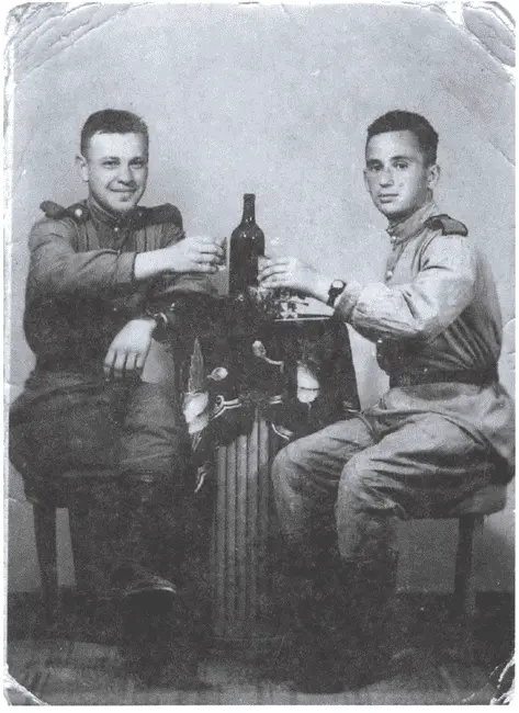 За победу 1945 г ИА Либерман в Арктике 1958 г - фото 24