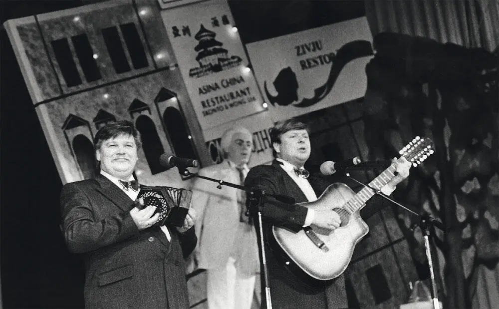 Николай Бандурин и Михаил Вашуков MORE SMEHA1996 Кубок Аркадия Райкина - фото 33