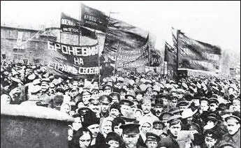 Революционный митинг Фото начала ХХ в Особняк де Бура в Баку Фото 1930 г - фото 36