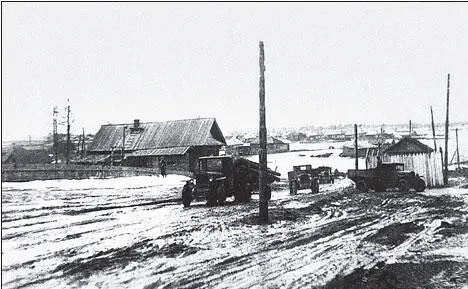 Саров в 1945 г Необычайную активность в создании ядерного комплекса проявляет - фото 225