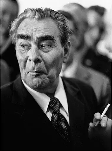 Последний день саммита в Хельсинки август 1975 года Фото David Kennerly - фото 75