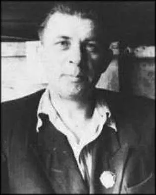 АИ Маринеско в последние годы жизни АИ Маринеско и ВК Коновалов - фото 62