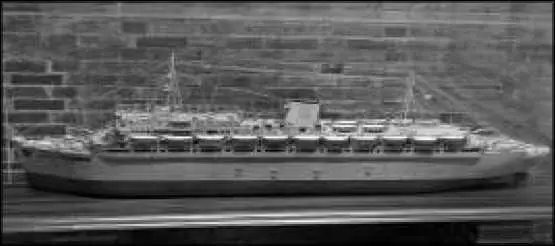 Модель лайнера Vilhelm Gustloff Лайнер Vilhelm Gustloff на дне - фото 107