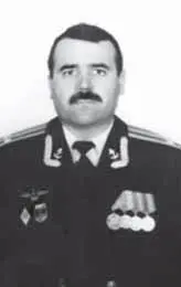 Капитан 2 ранга Мелах Николай Андреевич 19821984 Капитан 3 ранга Светлов - фото 113