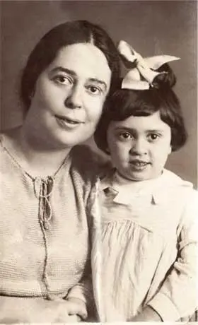 Дорита с мамой Мама Дорита и маленькая Катя Галкина Екатерина Даниловна - фото 14