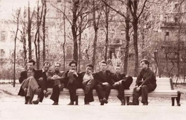 Москва Рождественский бульвар Сокурсники МАРХИ19521953 гг На практике в - фото 27
