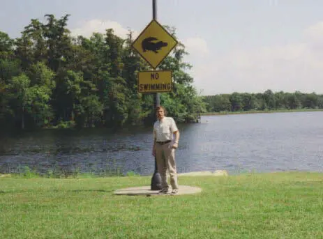 Только в Луизиане мы видели дорожный знак предупреждающий о возможной встрече - фото 31