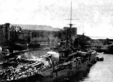 Линейный корабль Курбэ на достройке 1913 г С 12 января по 30 апреля новые - фото 40