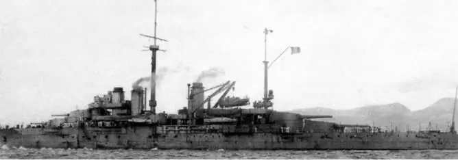 Жан Бар в 1914 г вверху и в 1915 г два фото внизу Линейны - фото 85