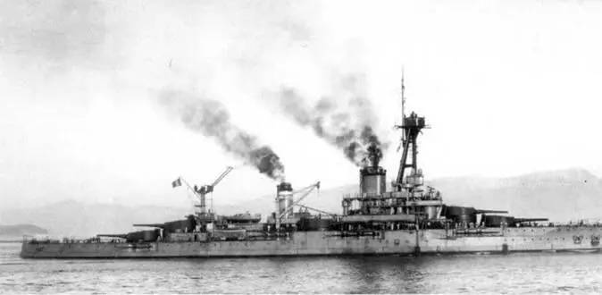 Курбэ в 1924 г в 1925 г и в 1932 г В Тулоне Линейны - фото 99