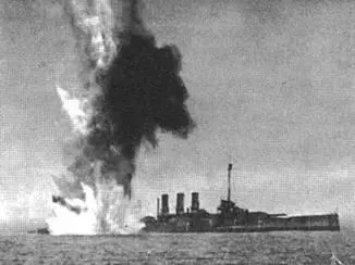Остфрисланд во время бомбардировки 20 июля 1921 г Затем группа - фото 29