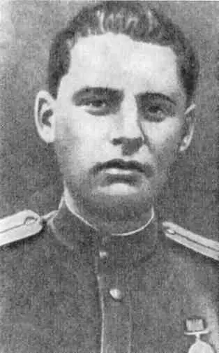 Николай Моренец Григорий Двалишвили В Б Кубаткина с детьми Леней и - фото 11