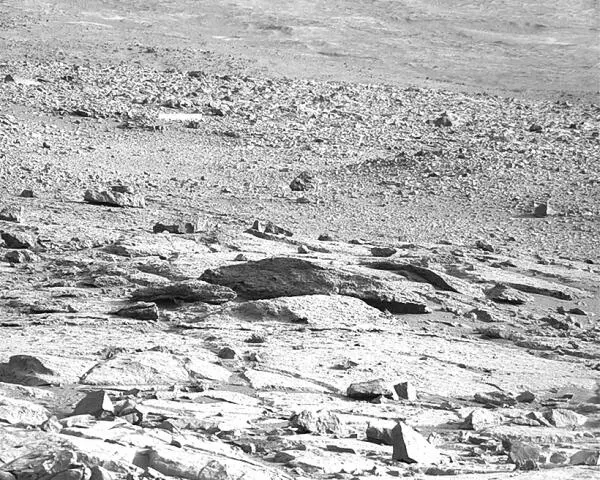 В марте 2013 года Curiosity сфотографировал объект который был назван - фото 37