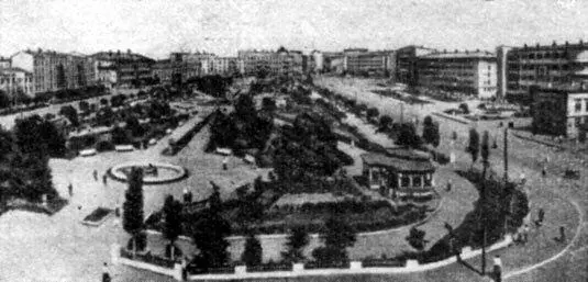 Таким был довоенный Сталинград Вид на площадь Павших борцов Но вот грянула - фото 5