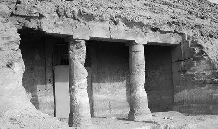 Рис 176 Протодорические колонны пещерных гробниц в БениХасане Новое - фото 179