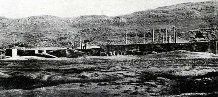 Рис 233 Общий вид дворцового ансамбля в Персеполе в Иране Рис 234 - фото 236