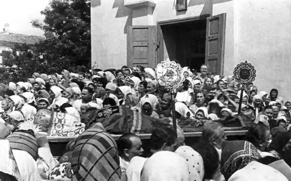 Похороны архиепископа Луки 1961 г С грустью думаю о слишком ранней кончине - фото 29