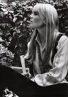 Криста Пэффген более известная как Нико Восемь лет спустя 18 июля 1988 года - фото 99