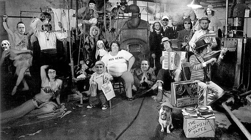 Фото с обложки The Basement Tapes 1975 Хорошо ребята покурили Дилан и на - фото 94