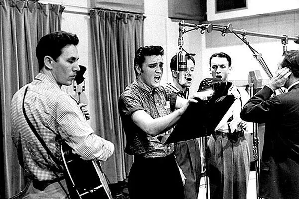 Запись в студии RCA 1956 Перед концертом в городе Джексонвилль городской судья - фото 234