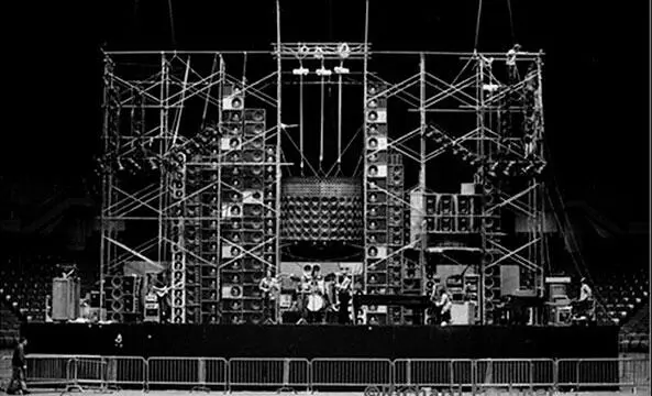 Стена звука The Grateful Dead С концертами Grateful Dead раз на раз не - фото 380