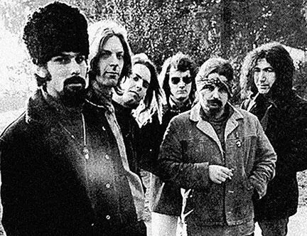 Grateful Dead The Mamas And The Papas Джони Митчелл поет до сих пор И в то - фото 440