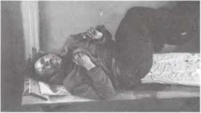 Тело Зинаиды Колмогоровой Таким образом гибель обоих молодых спортивных и - фото 28