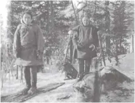 Манси участвовавшие в поисковой операции В 1958 г как раз в канун похода - фото 46
