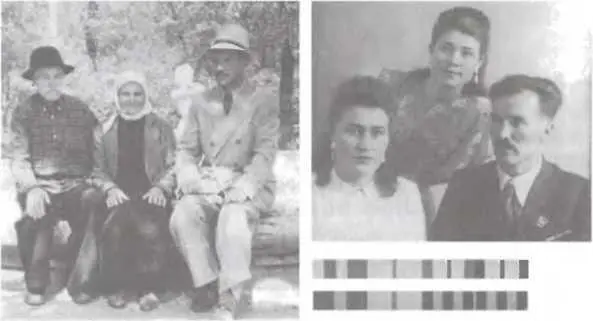 Слева Семен Золотарев с родителями в Пятигорске Фотография начала 1950х - фото 135