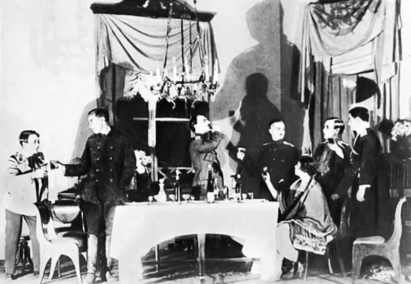 Первая постановка Дней Турбиных Михаила Булгакова во МХАТе 1926 г Да - фото 12