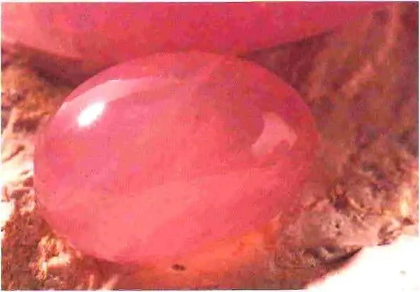 Натуральный неимитированный розовый кварц почти всегда молочномутный - фото 31