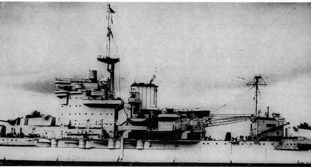 и Уорспайт Линейный корабль Куин Элизабет Январь 1941 г - фото 159