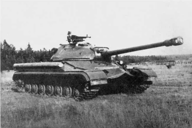 9 Тяжелый танк Т10 во время испытаний на полигоне 1954 год ИЖ 10 - фото 12