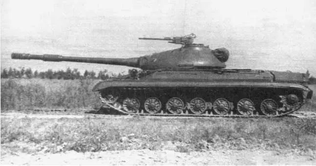 48 Тяжелый танк Т10М вид слева Хорошо видна зенитная установка 145мм - фото 51