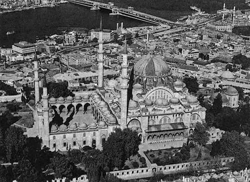 Рис 43 Мечеть в Стамбуле приписываемая сегодня Сулейману Великолепному - фото 238