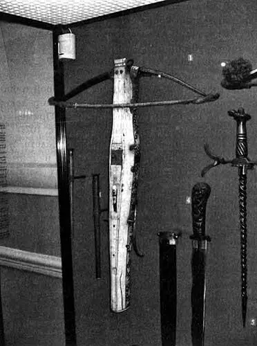 Рис 616 Легкий старинный арбалет Взято из Интернета Русские арбалеты XVII - фото 356