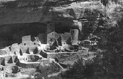 Рис 683 Скалистый дворец CliffPalace американских индейцев в Каньоне - фото 434
