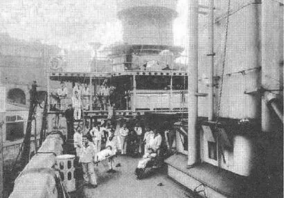 На шкафуте броненосца Карно 1905 г Согласно донесению командира это - фото 31