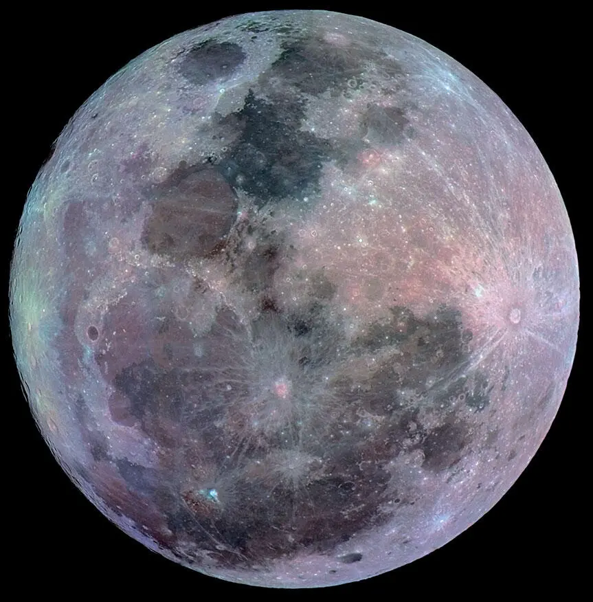 Многие думают что Луна серая но на самом деле она разноцветная Это - фото 46