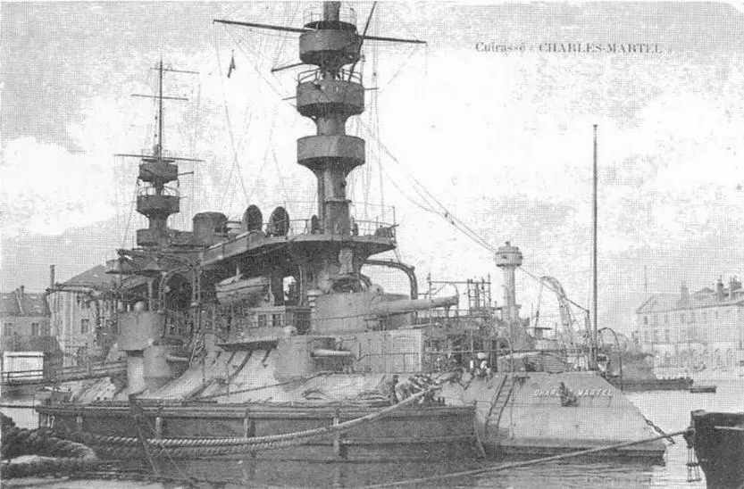 Шарль Мартель в Шербуре в 1909 г вверху и в 1910 гг Шар - фото 116