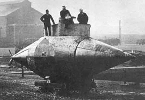 Подводная лодка ПортАртурец 1904 г Была изготовлена в ПортАртуре Перед - фото 29