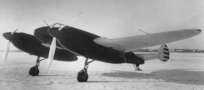 Вариант ББ22 опытный самолетистребитель И29 с моторами М103 Двигатель - фото 65