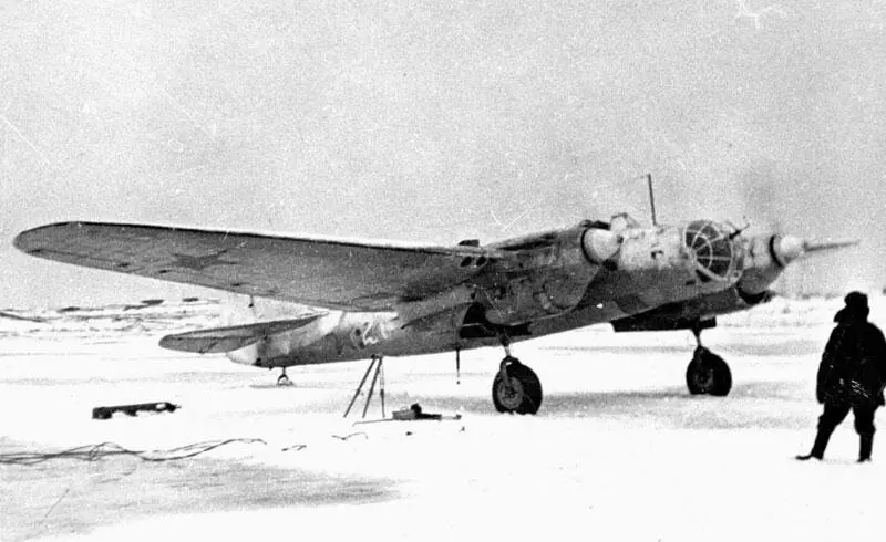 Самолет СБ2 с двигателями М103 Северный флот 1942 Ремонт двигателя - фото 76