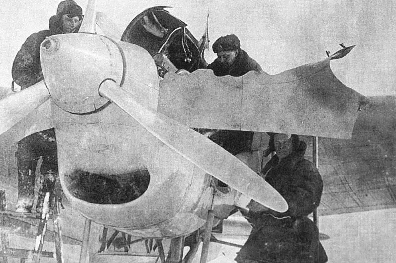 Ремонт двигателя М103 на самолете СБ2 Финская война 1940 Самолет СБ с - фото 77