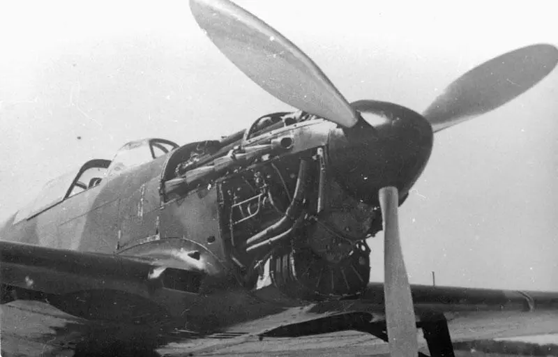 Самолет И263 с двигателем М105П 1941 Схема установки 37миллиметровой - фото 111