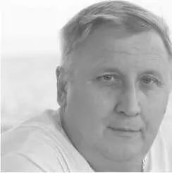 Виктор Анатольевич Голубев родился 12 января 1961 года в селе Аулы на - фото 27