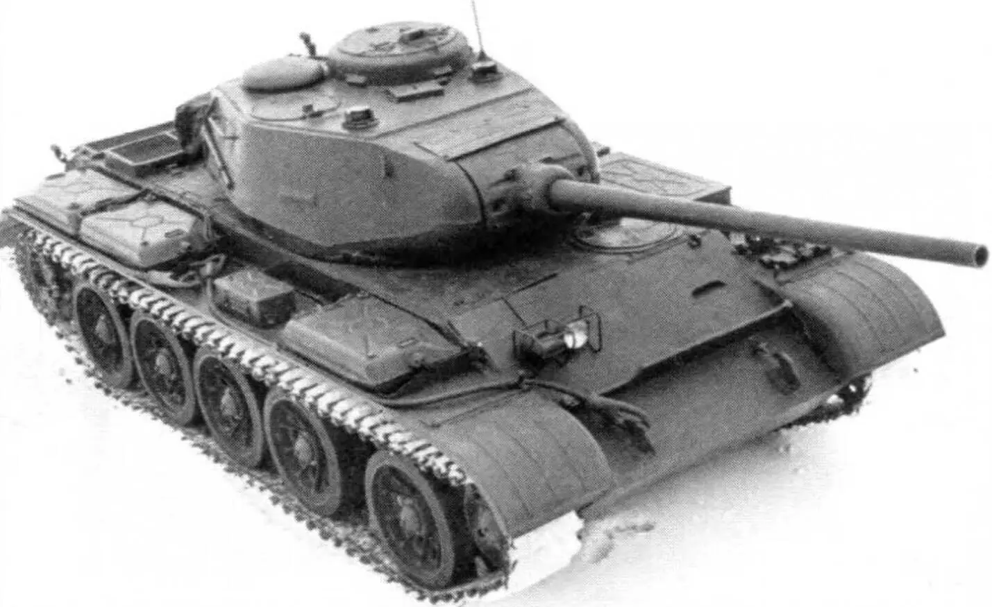 Т44 Средний танк прообраз послевоенных ОБТ Год выпуска 19441947 Выпущено - фото 6